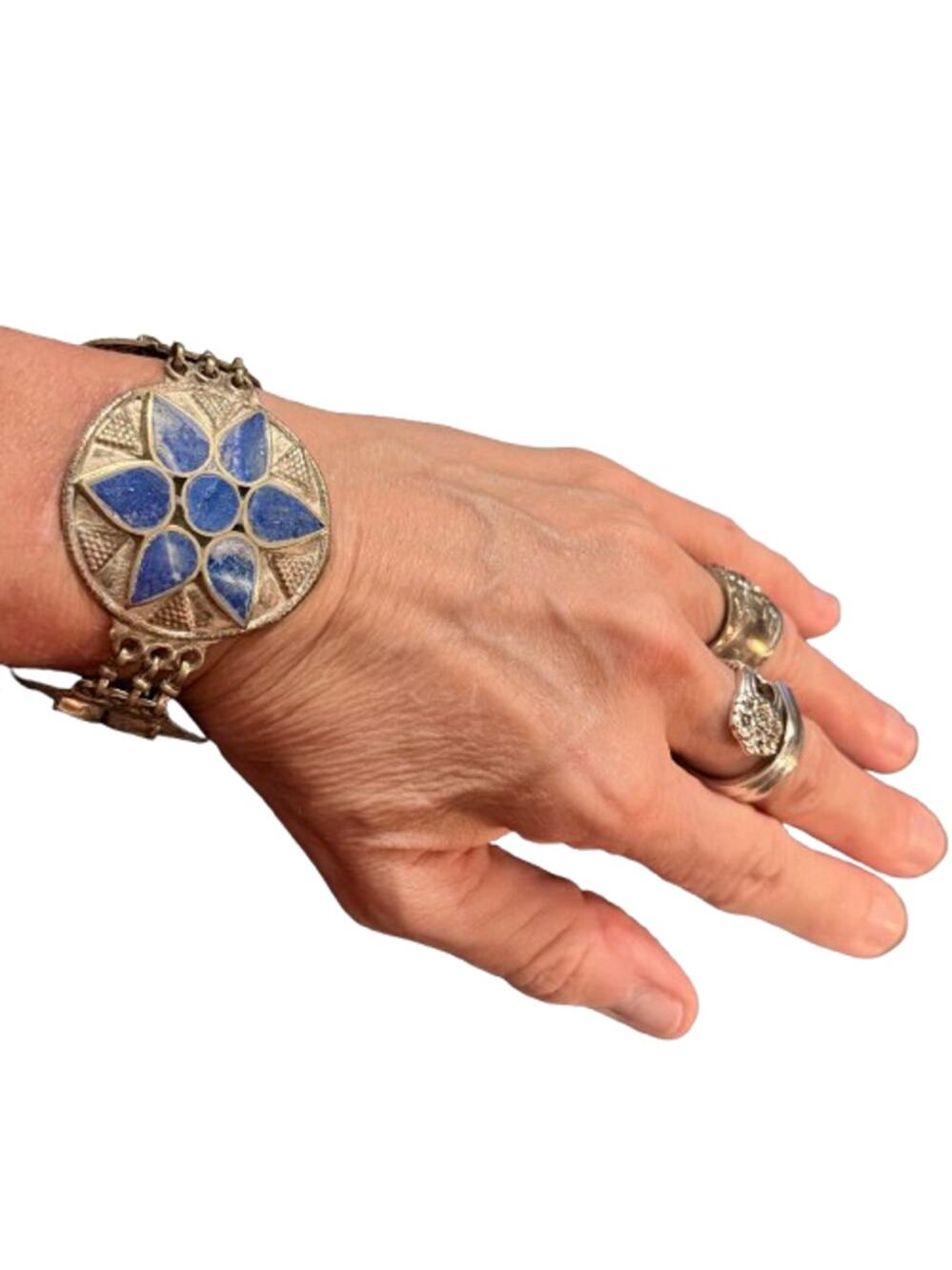 Antique Silver Tone Floral Lapis Lazuli Inlay Link Bracelet